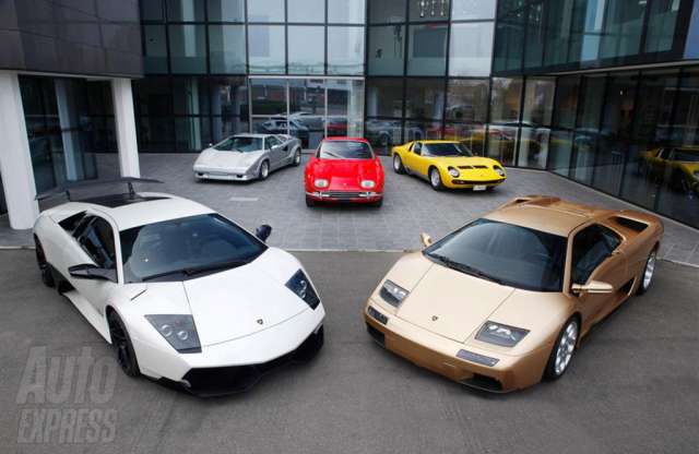 Megjáratták a Lambo történetének összes 12 hengeresét