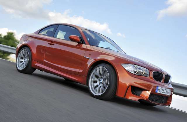 Hivatalos: 340 lóerős a kis BMW M1