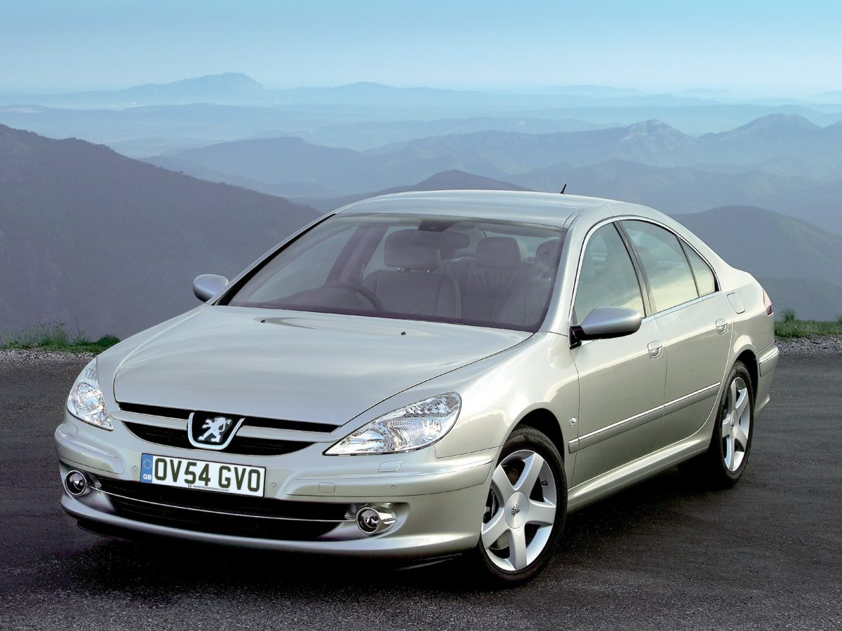 PEUGEOT 607