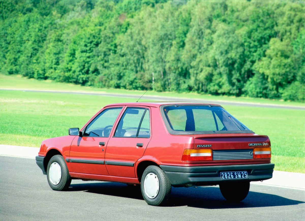 PEUGEOT