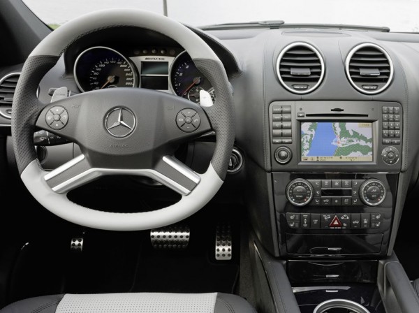MERCEDES-BENZ CL 63 AMG