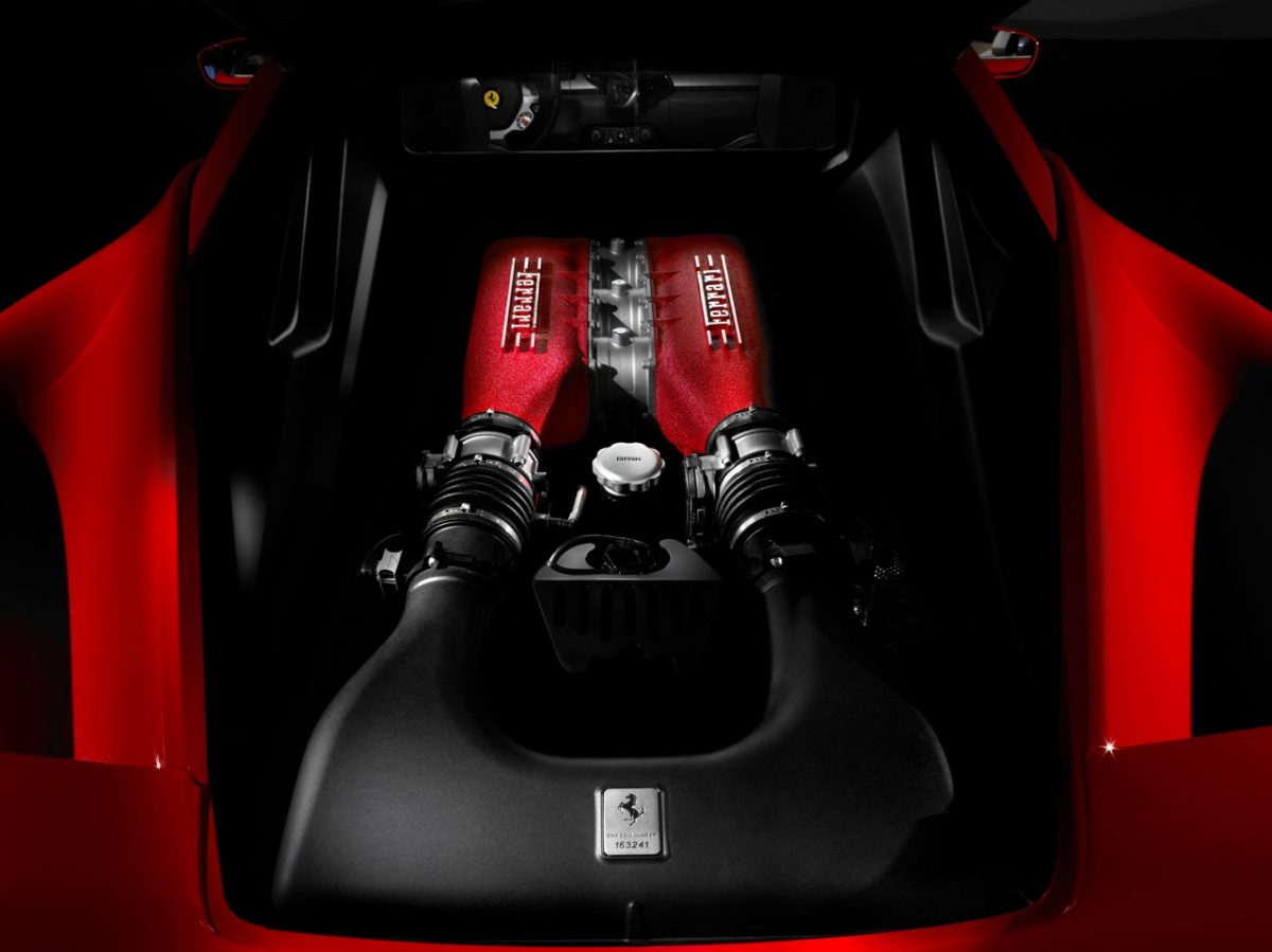 FERRARI 458
