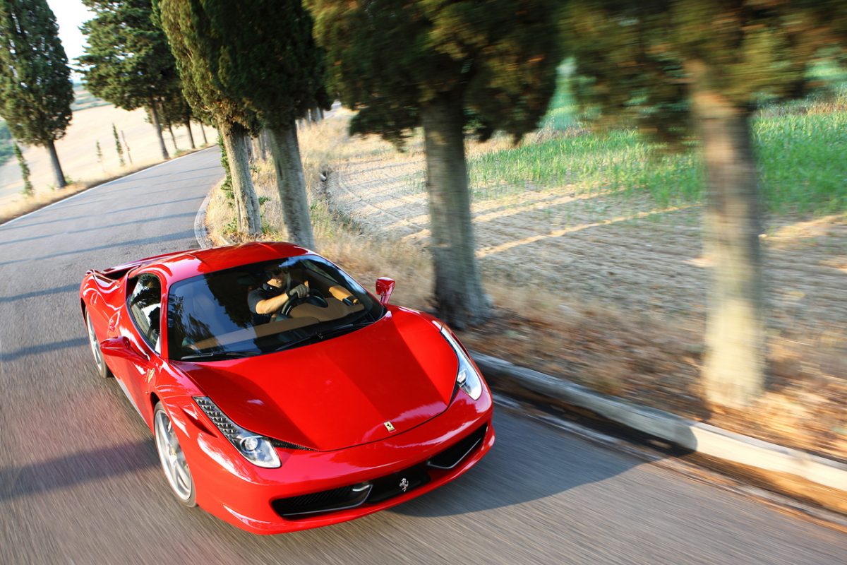 FERRARI 458