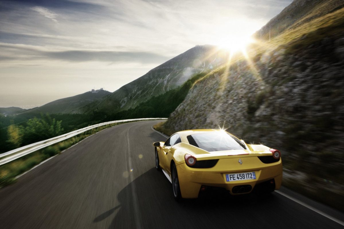 FERRARI 458