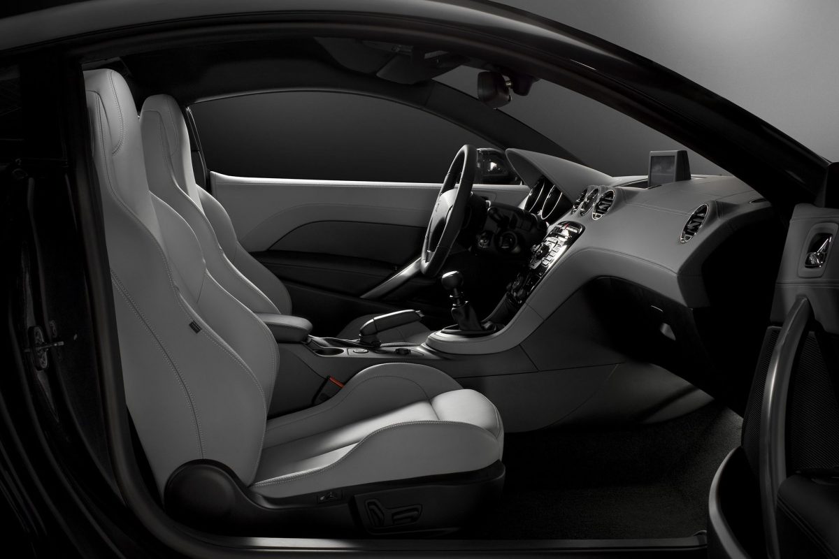 PEUGEOT RCZ