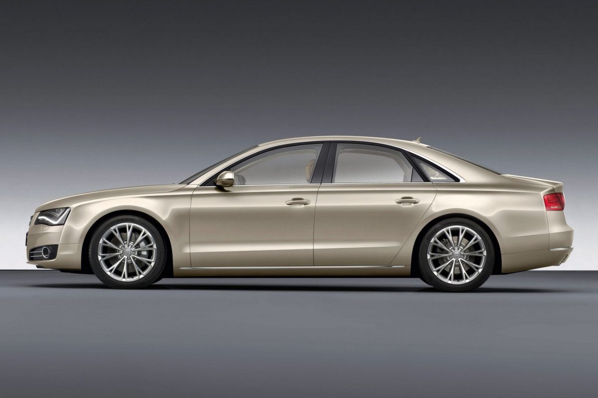 AUDI A8