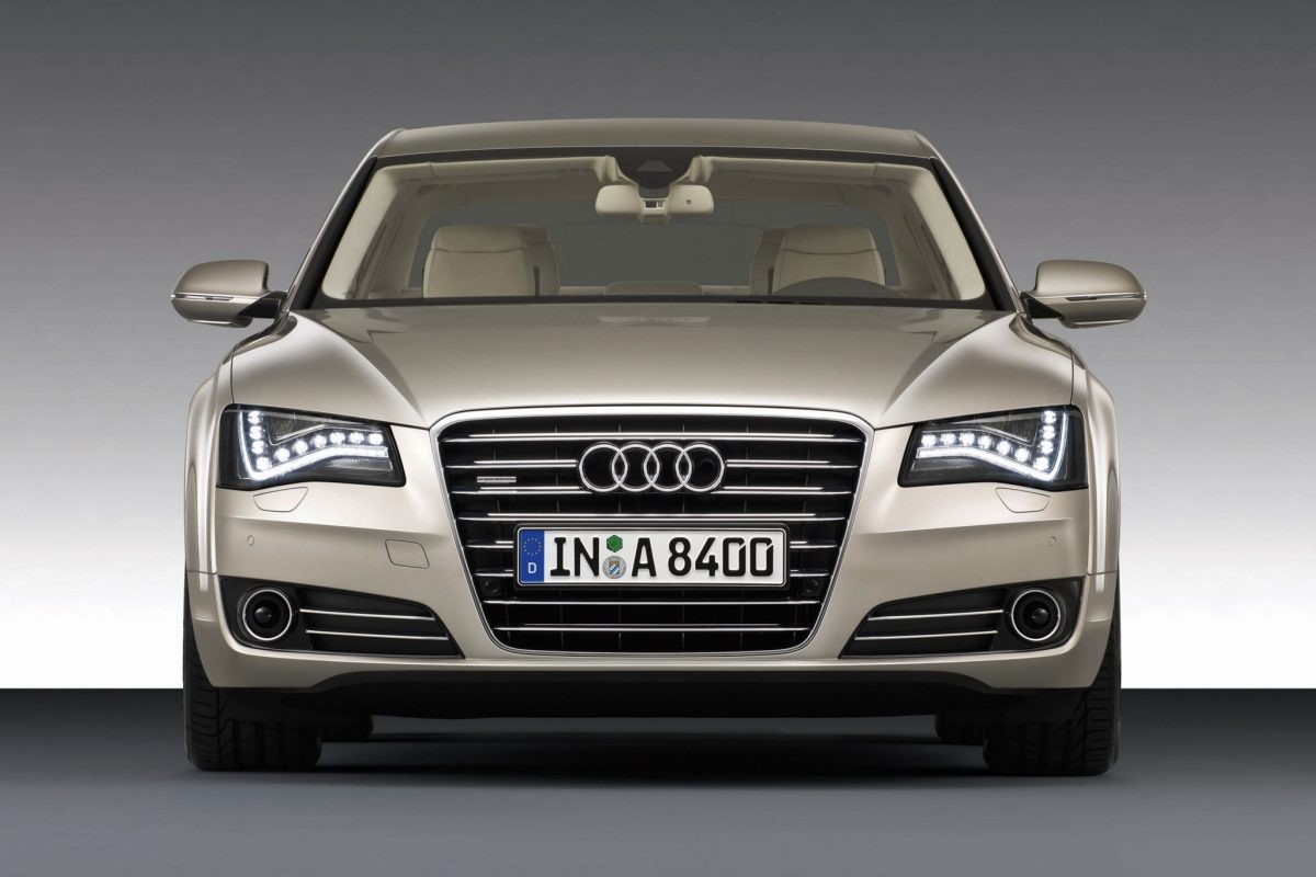 AUDI A8