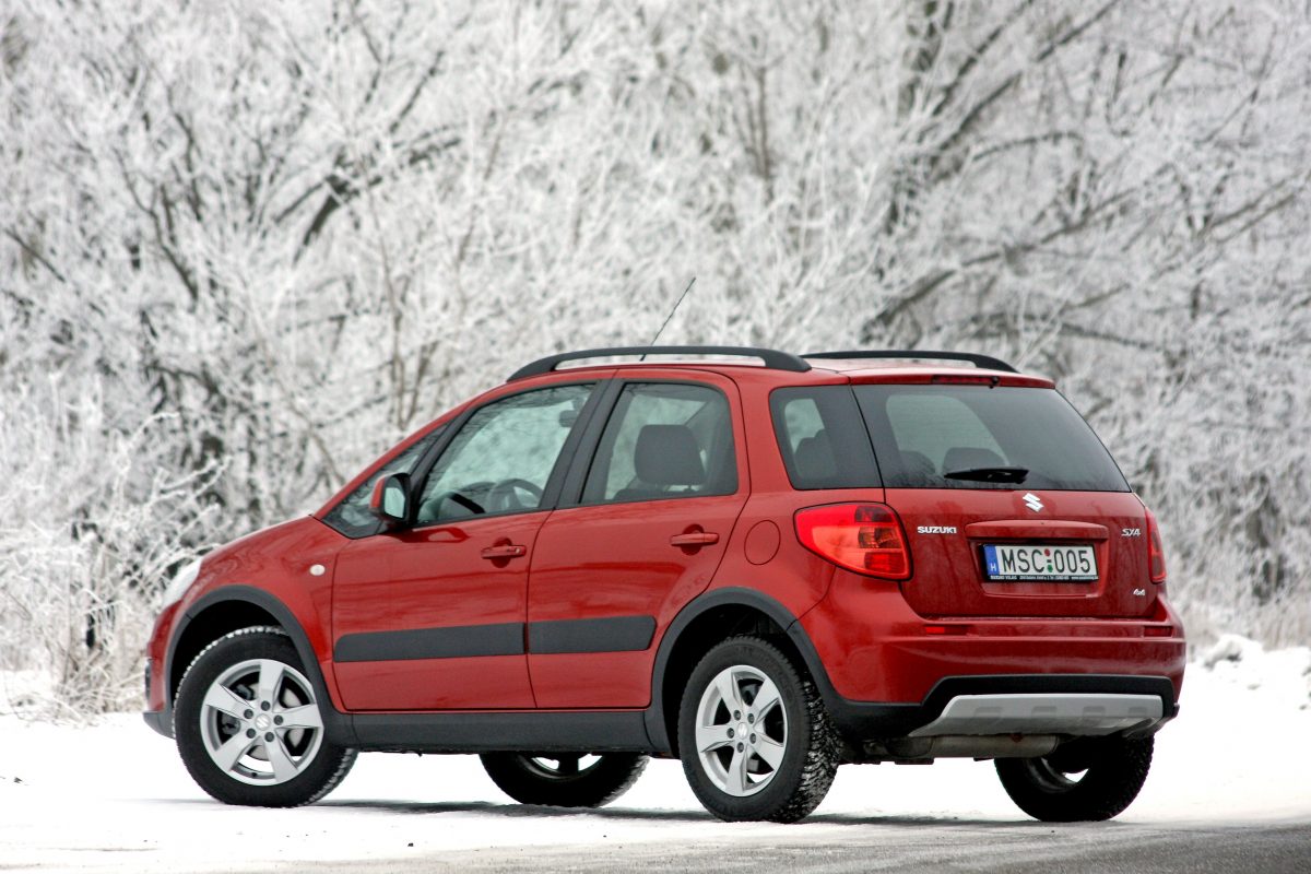 SUZUKI SX4