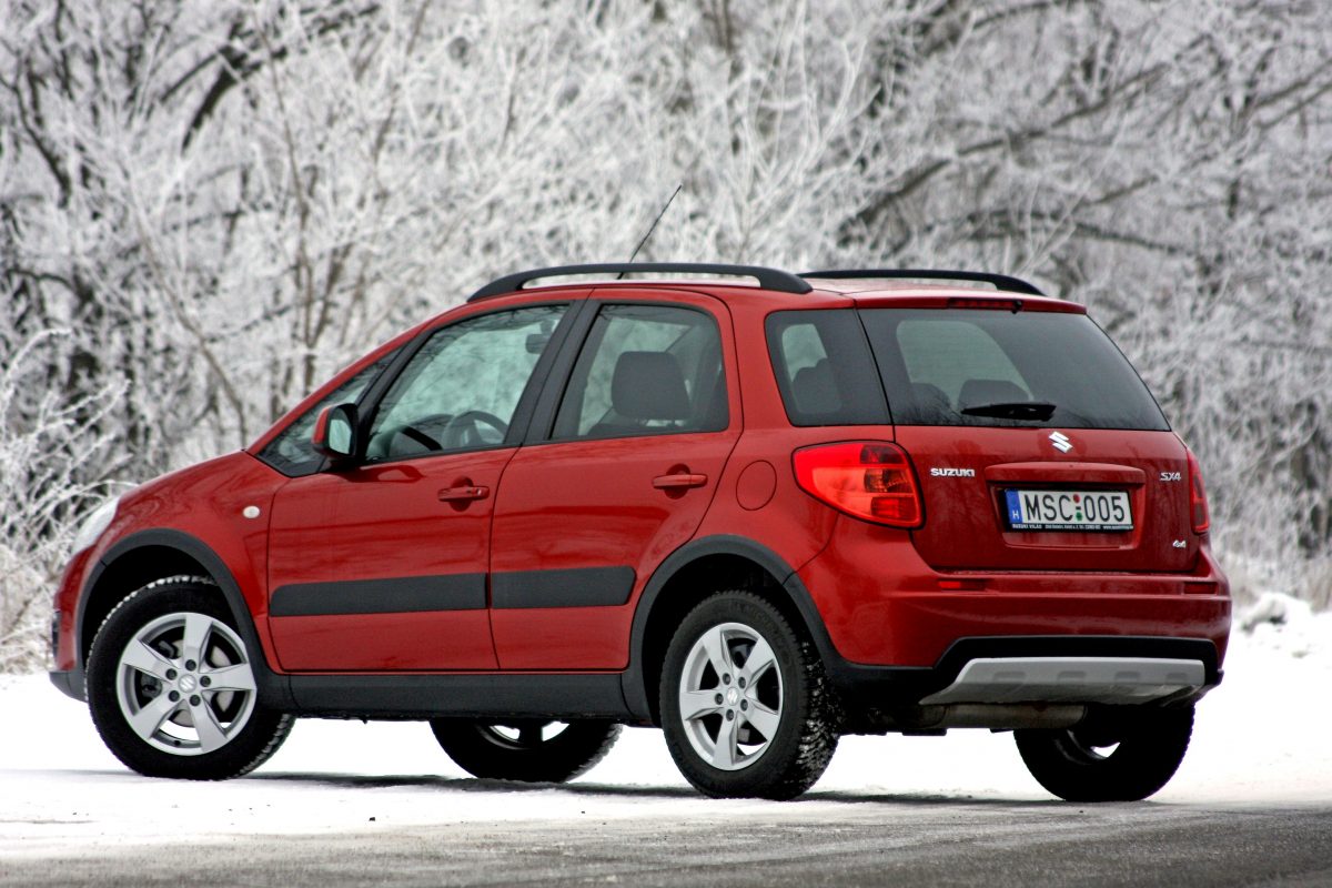 SUZUKI SX4