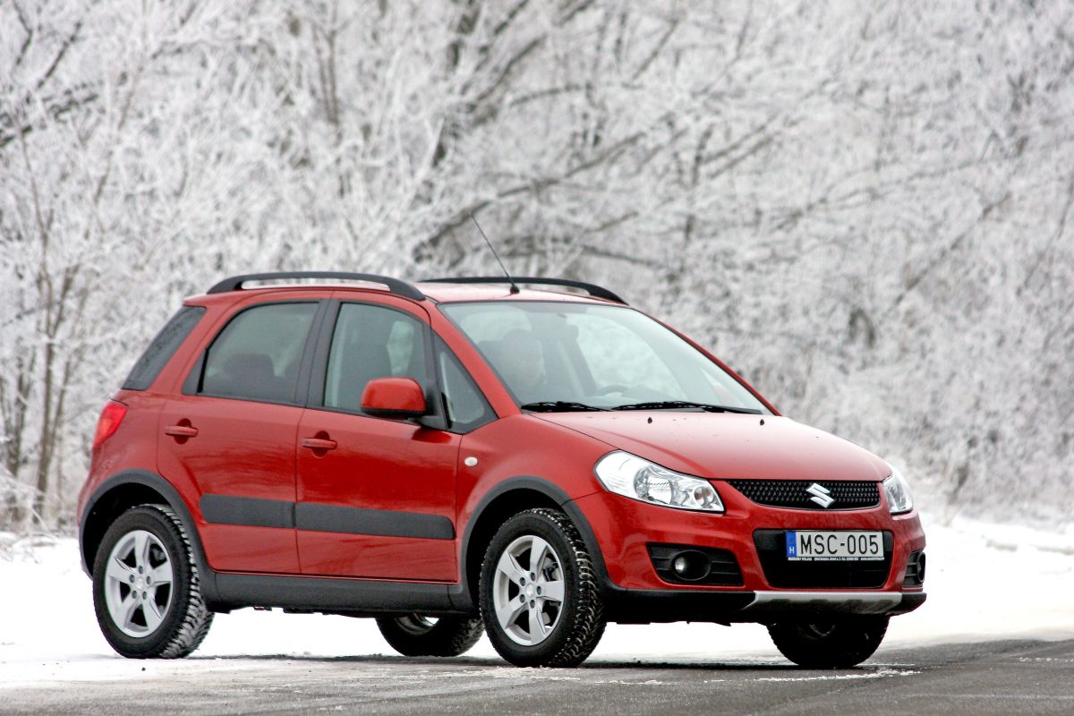 SUZUKI SX4