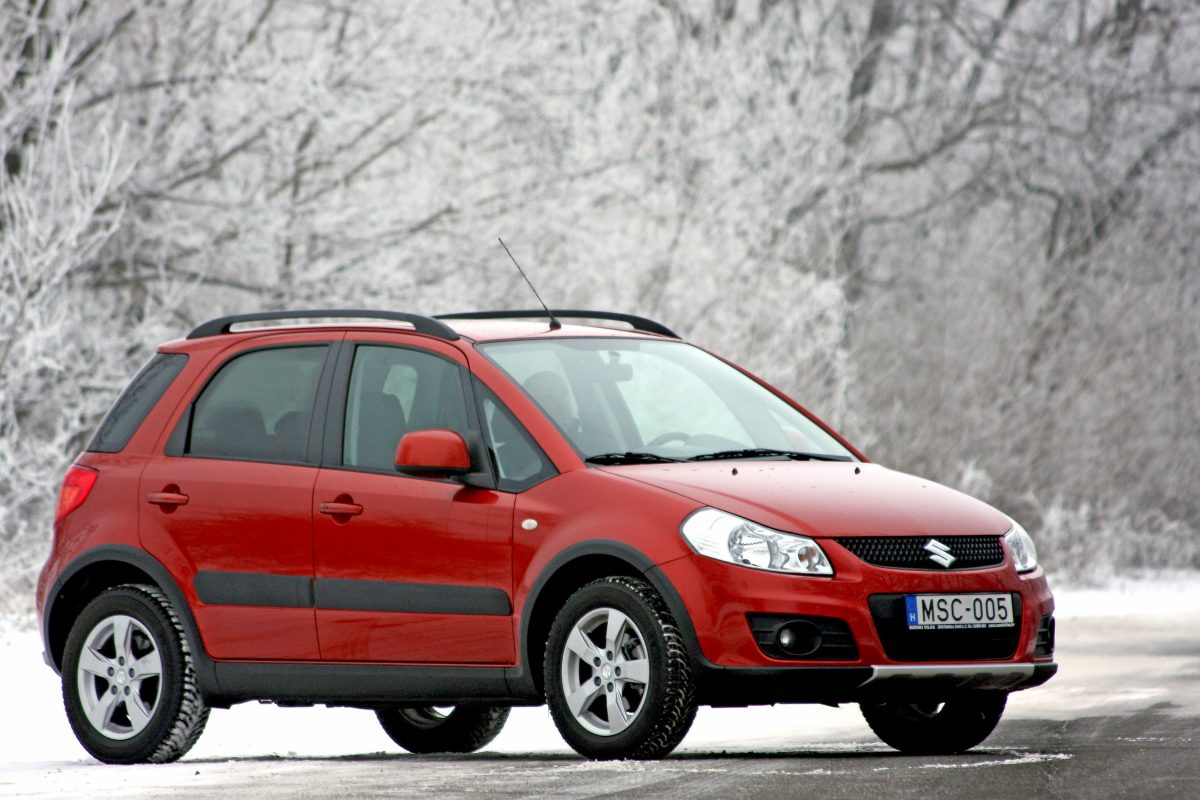 SUZUKI SX4