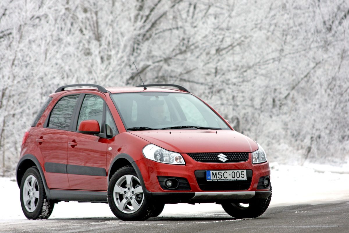 SUZUKI SX4