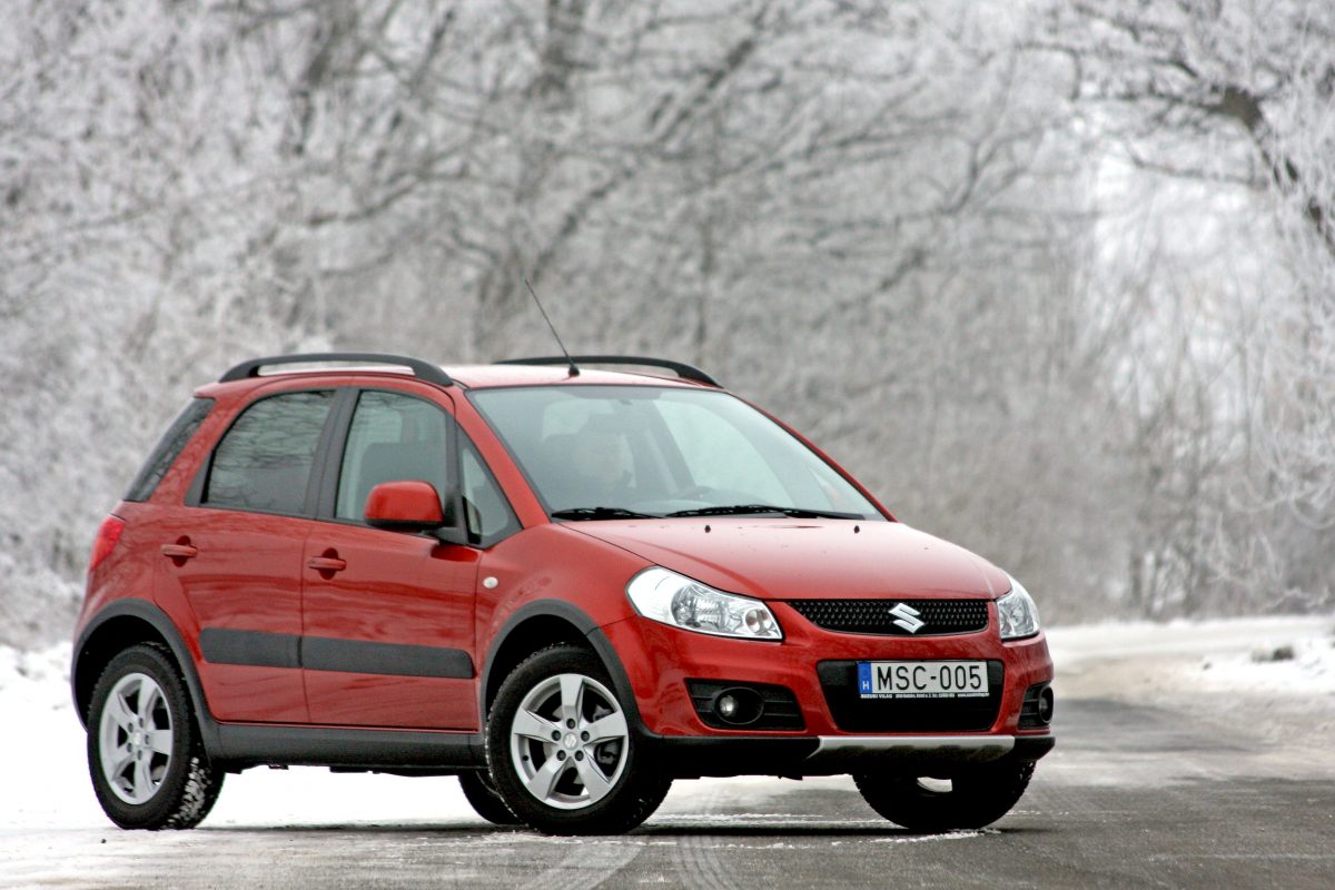 SUZUKI SX4