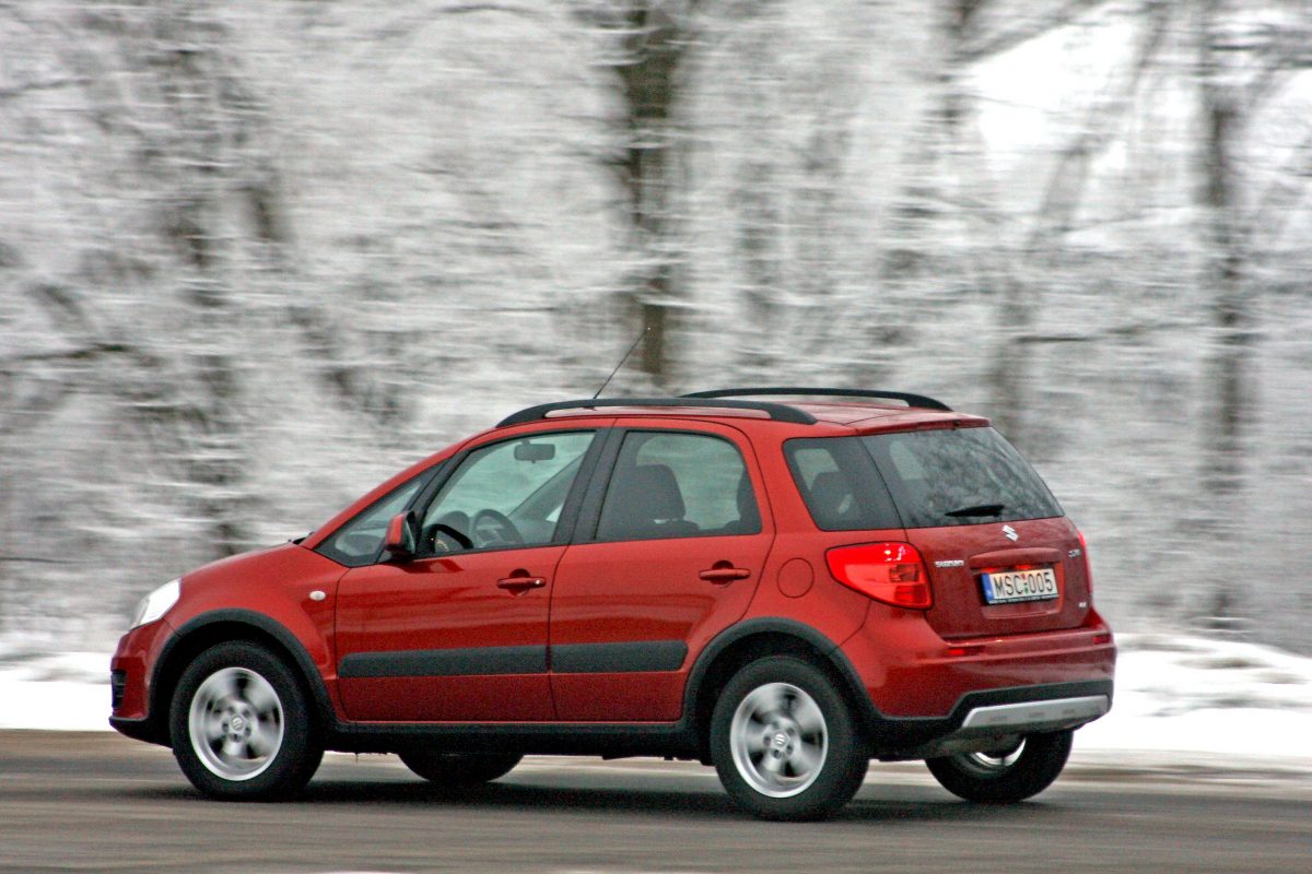 SUZUKI SX4