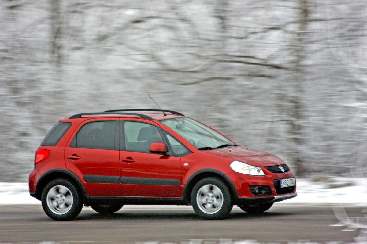 SUZUKI SX4