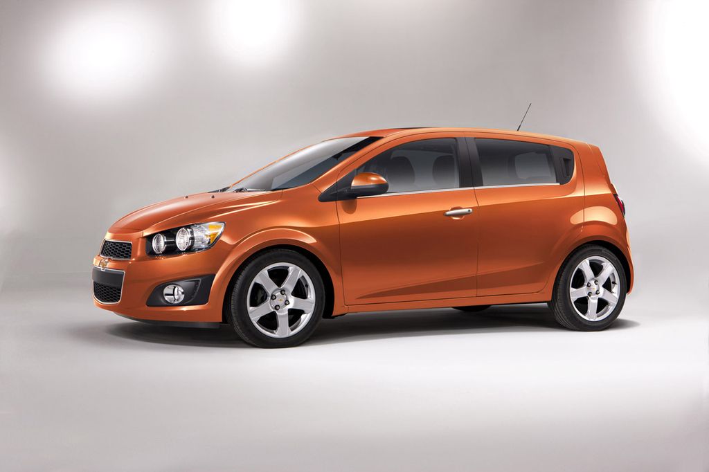 CHEVROLET AVEO