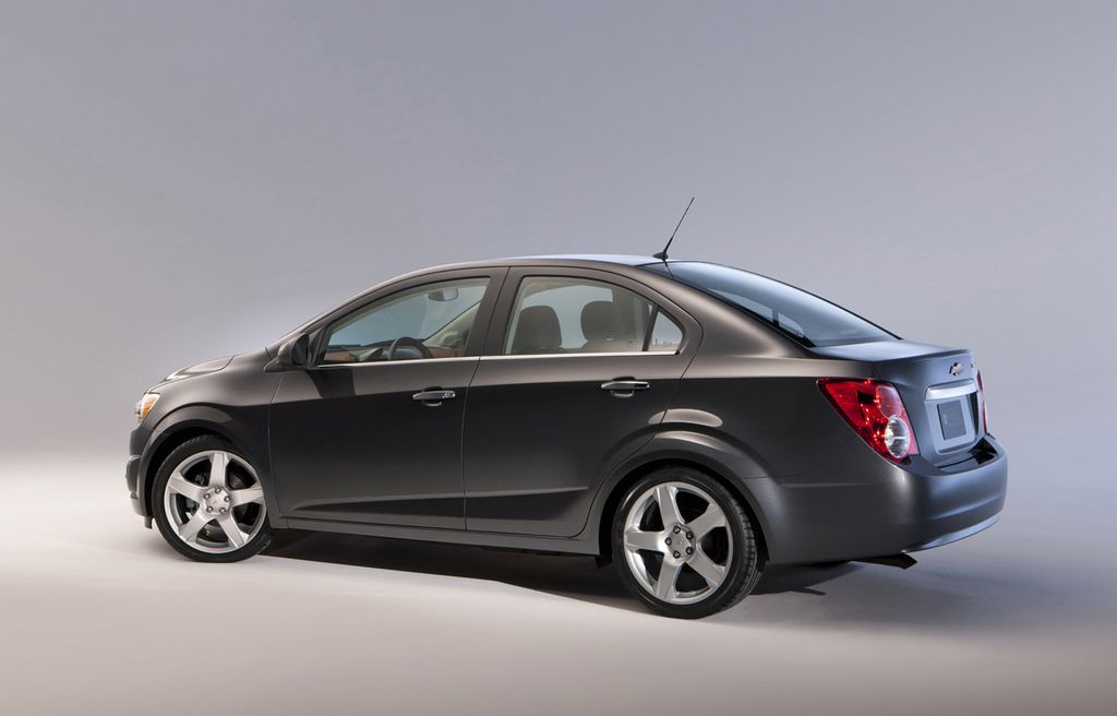 CHEVROLET AVEO