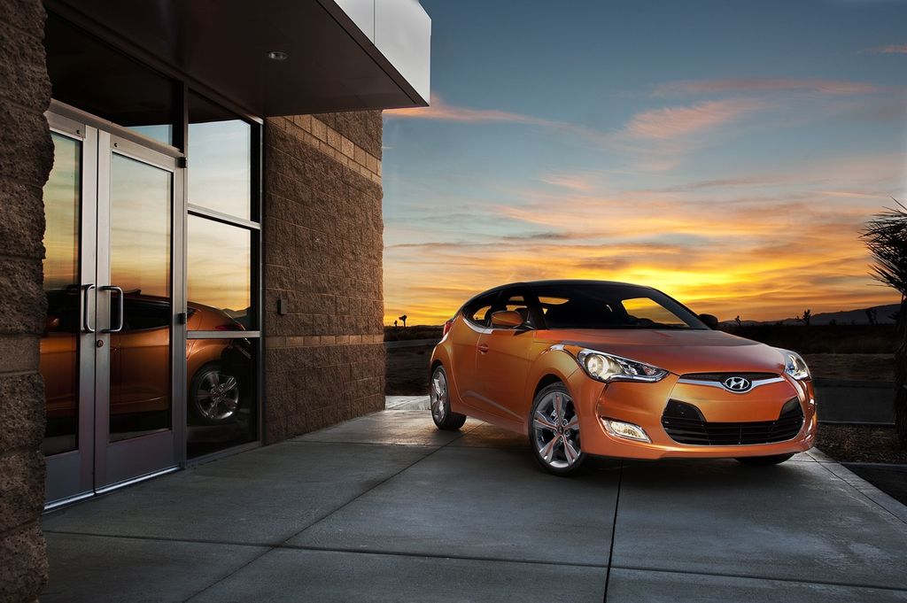 HYUNDAI COUPE