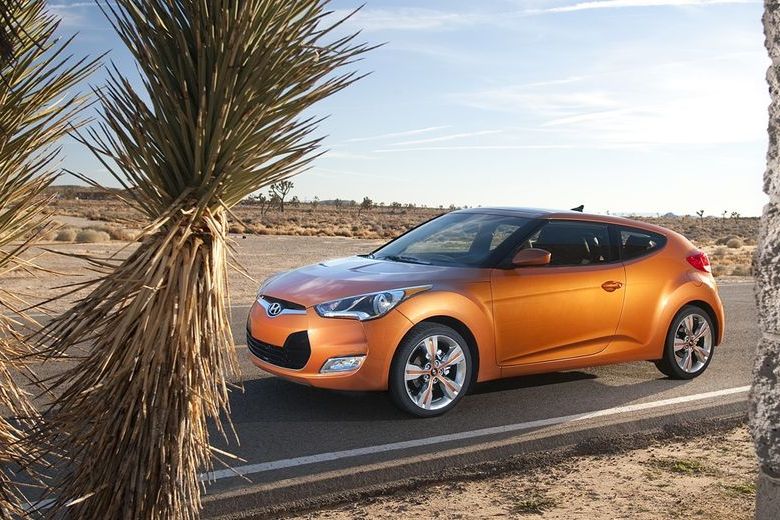 HYUNDAI COUPE