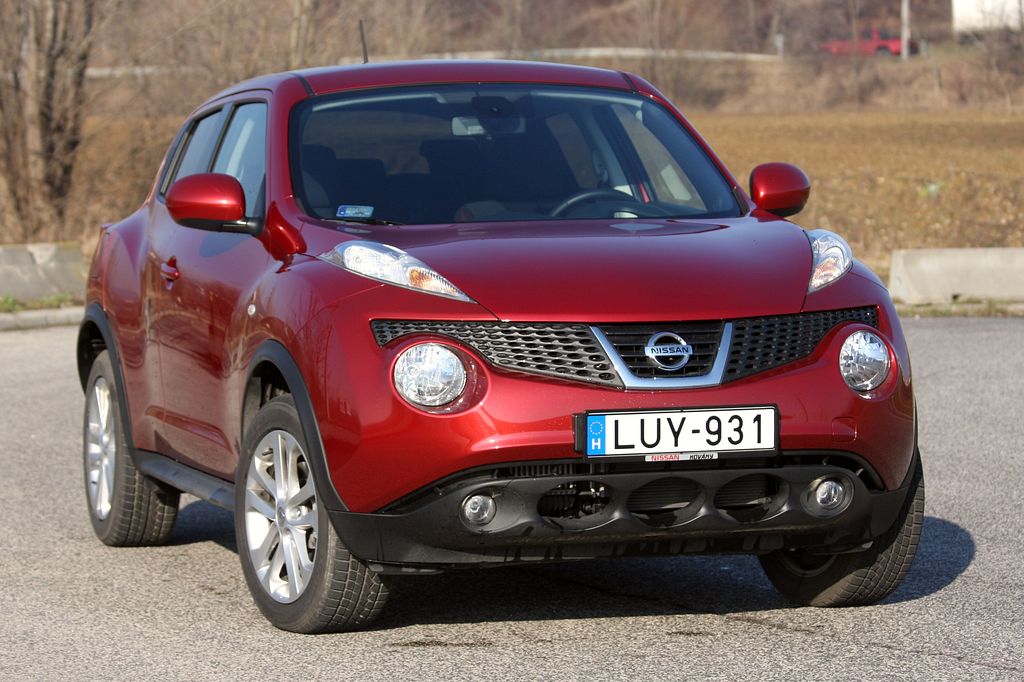 NISSAN JUKE
