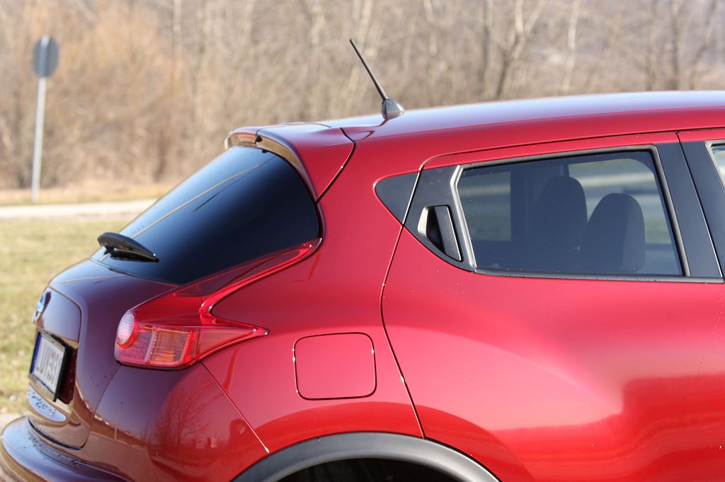 NISSAN JUKE
