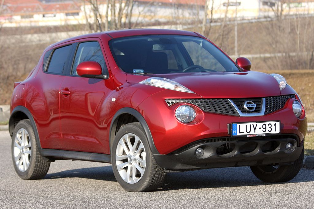 NISSAN JUKE