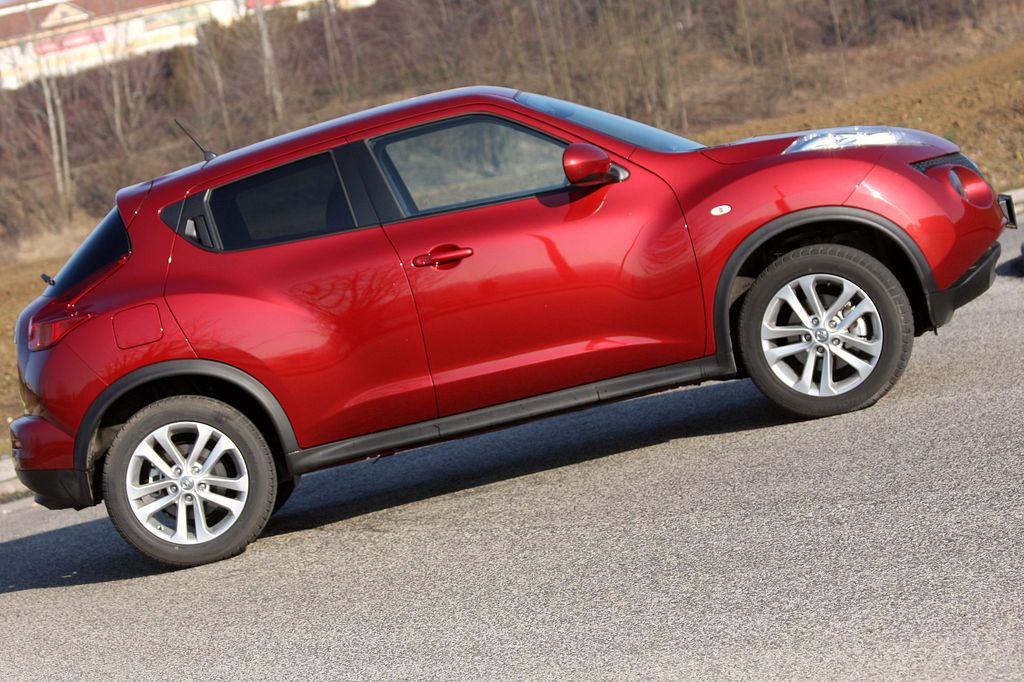 NISSAN JUKE