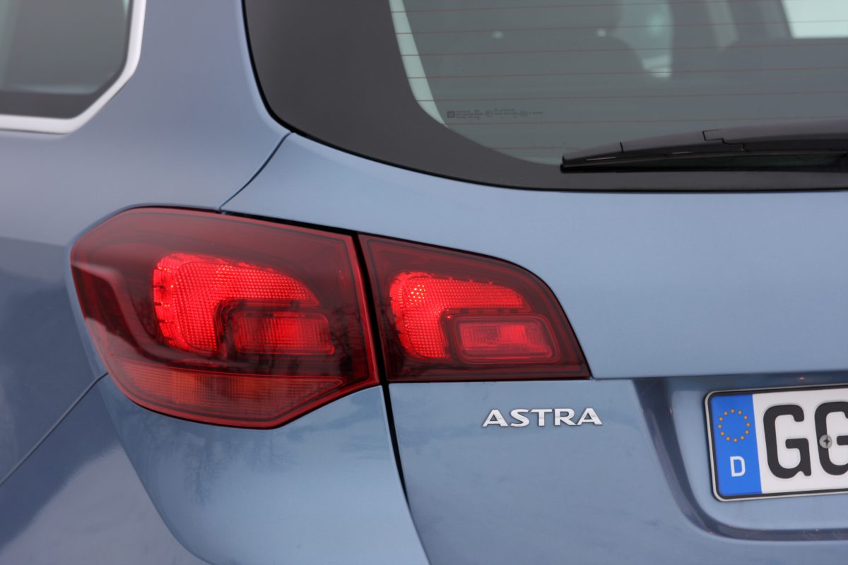 OPEL ASTRA J