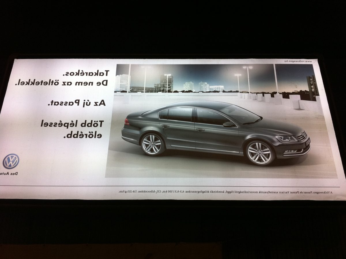 VOLKSWAGEN PASSAT