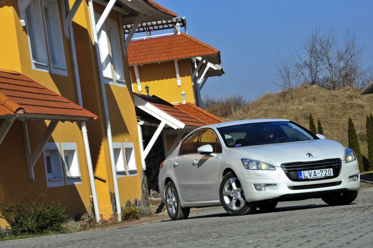 PEUGEOT 508