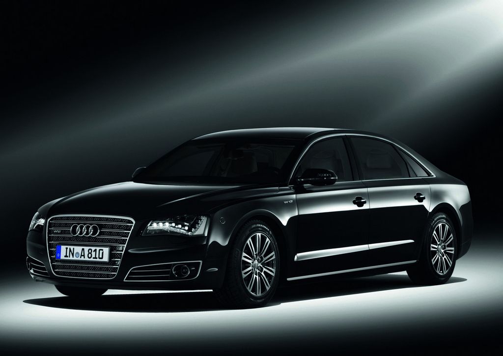 AUDI A8