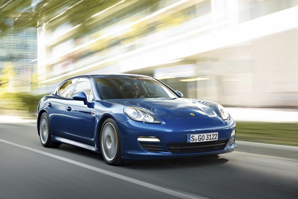 PORSCHE PANAMERA