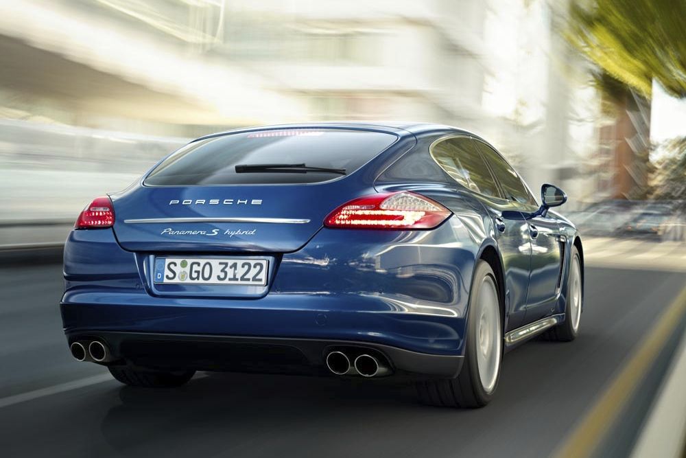 PORSCHE PANAMERA