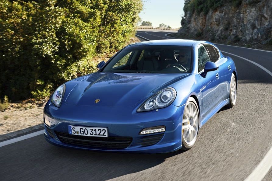 PORSCHE PANAMERA