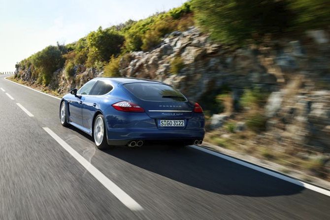 PORSCHE PANAMERA