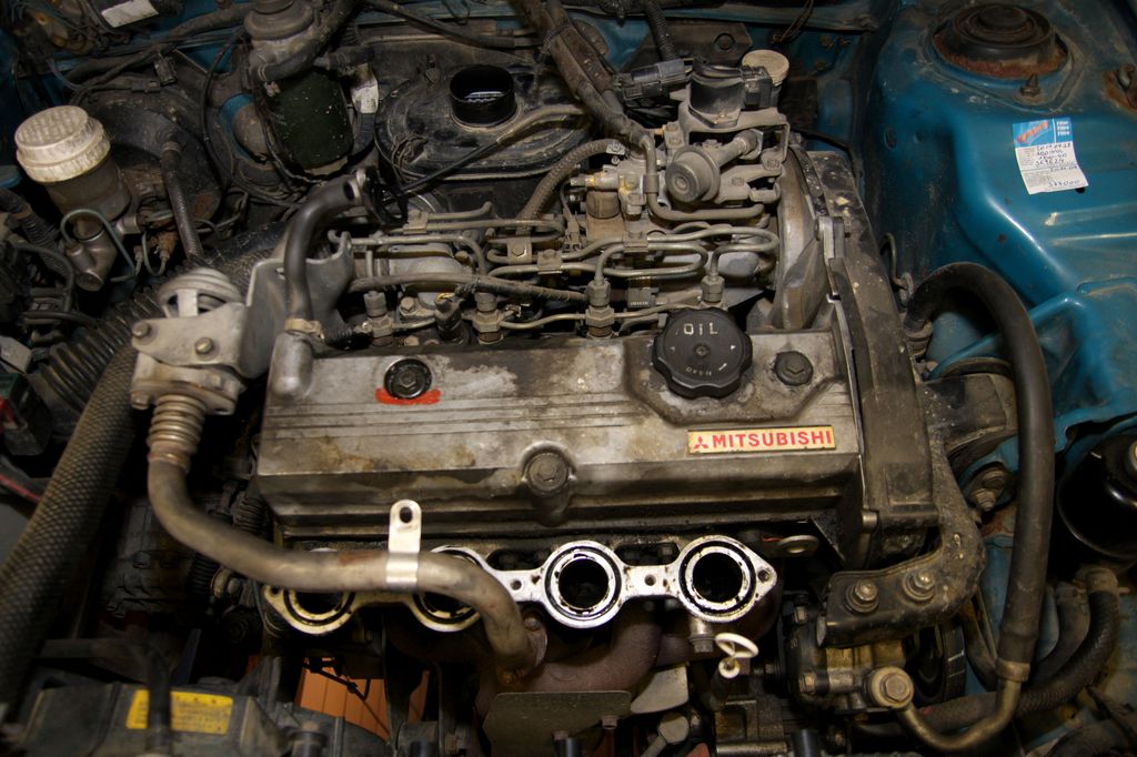 MITSUBISHI COLT