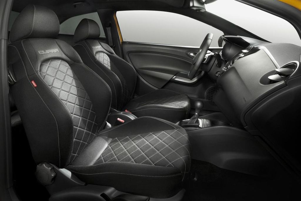 SEAT IBIZA
