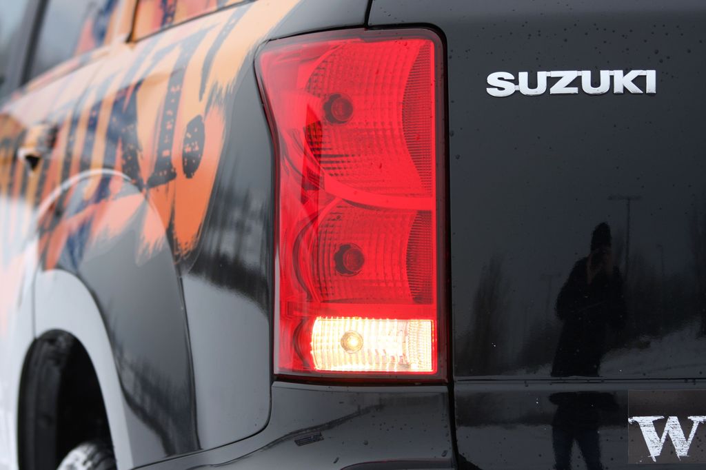 SUZUKI XL7