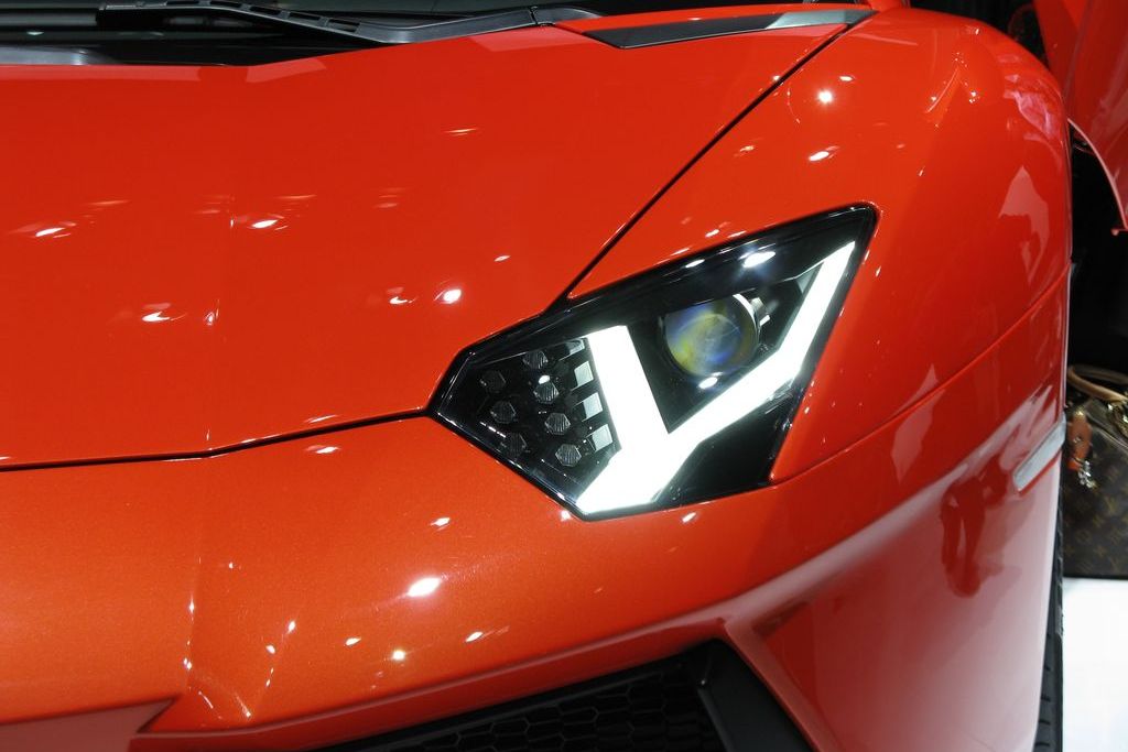 LAMBORGHINI