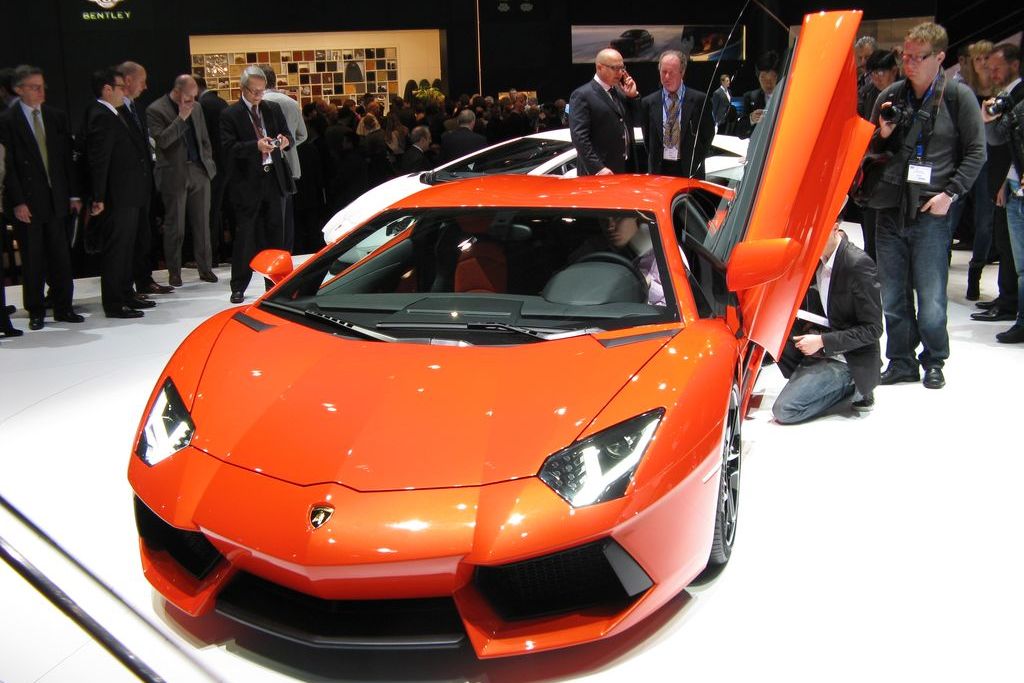 LAMBORGHINI