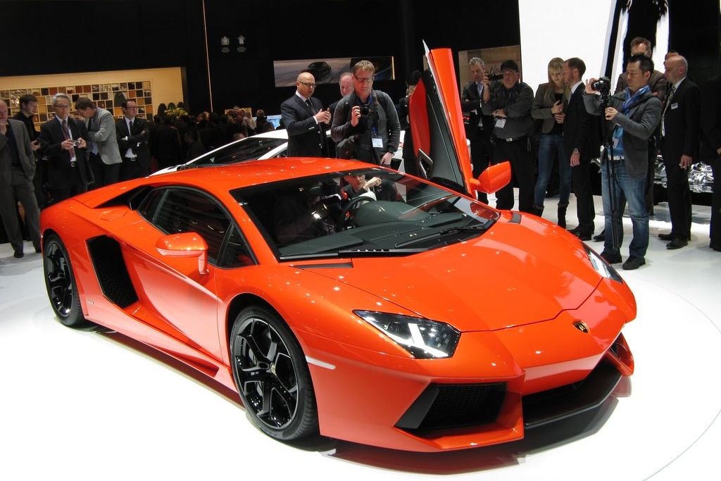 LAMBORGHINI