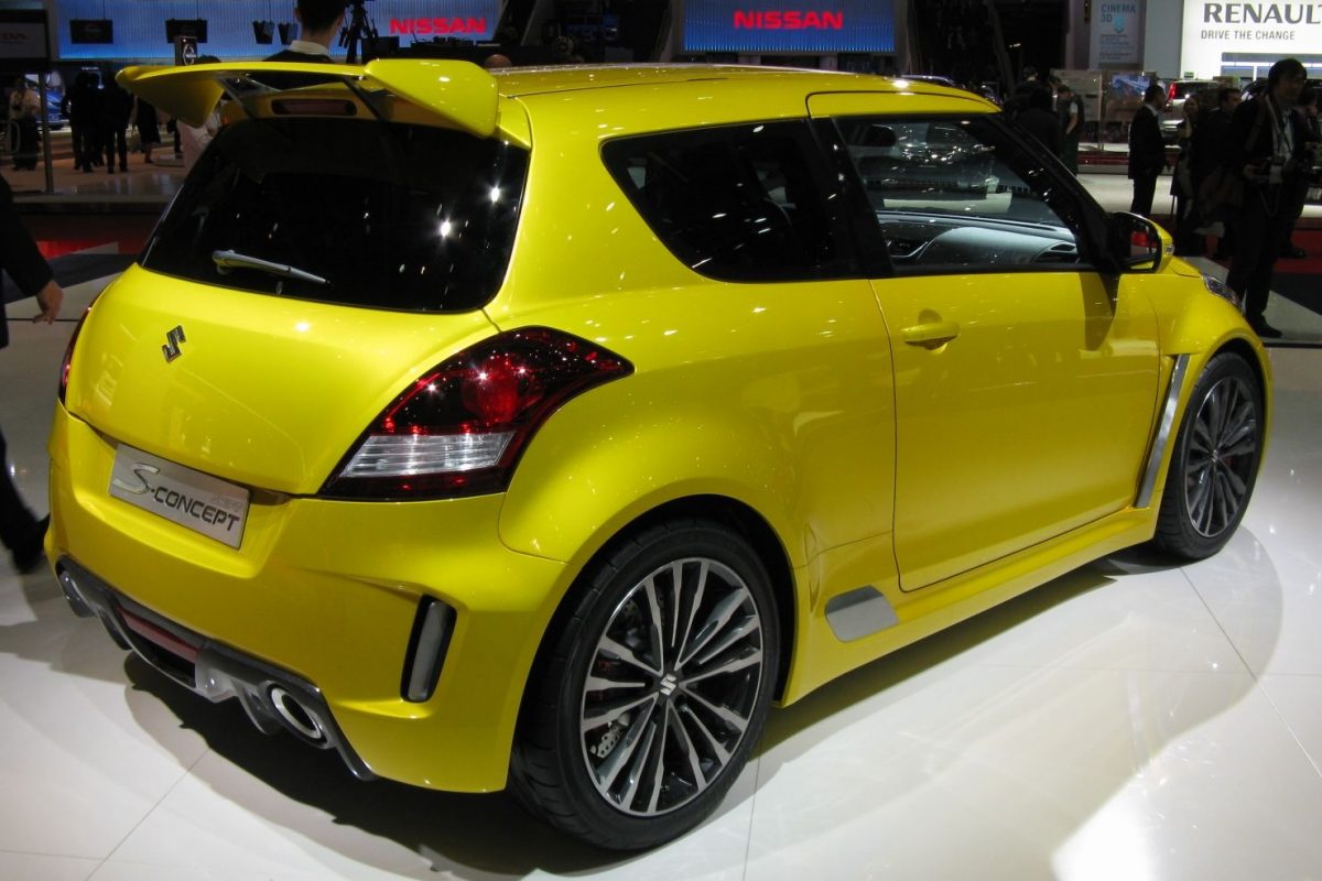 SUZUKI SWIFT