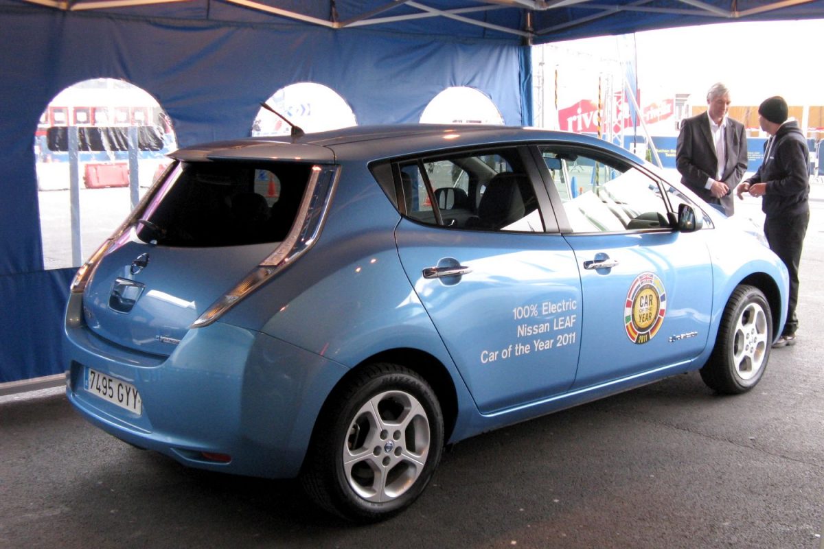 NISSAN LEAF