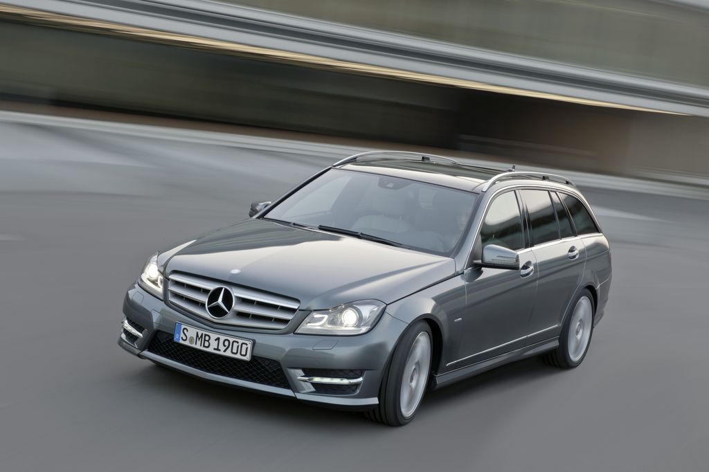 MERCEDES-BENZ C-OSZTÁLY