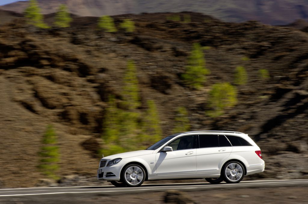 MERCEDES-BENZ C-OSZTÁLY