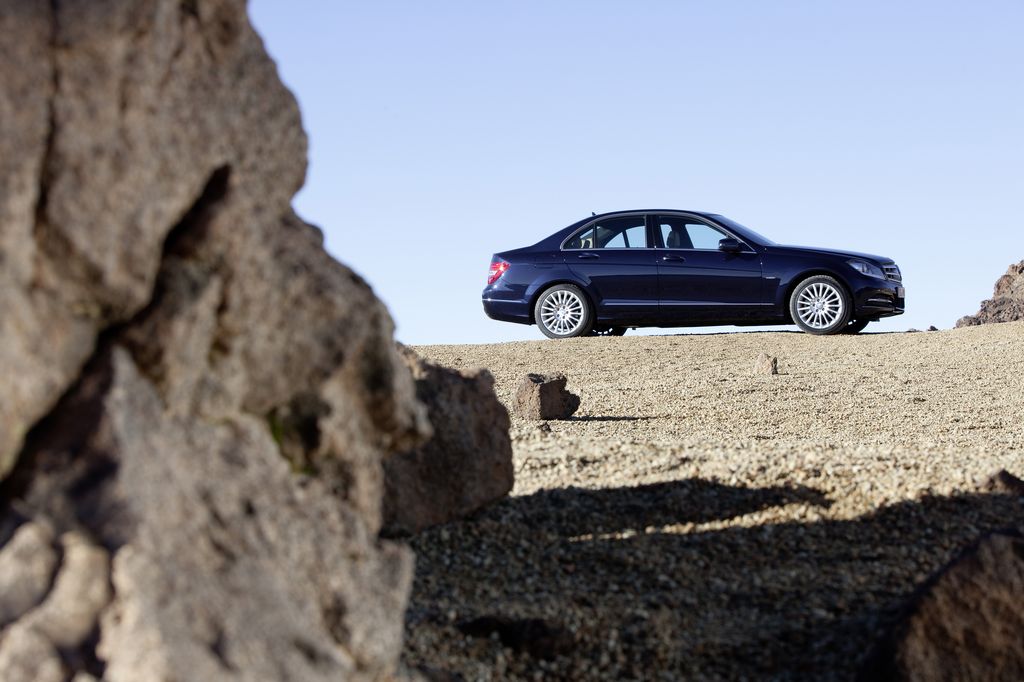 MERCEDES-BENZ C-OSZTÁLY