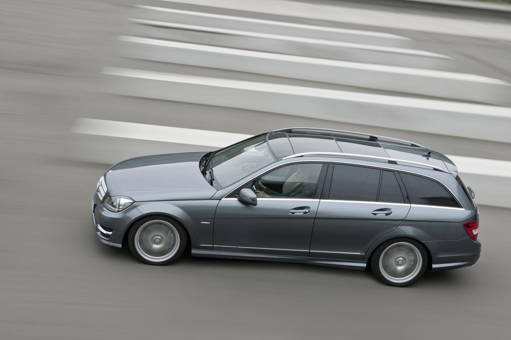 MERCEDES-BENZ C-OSZTÁLY