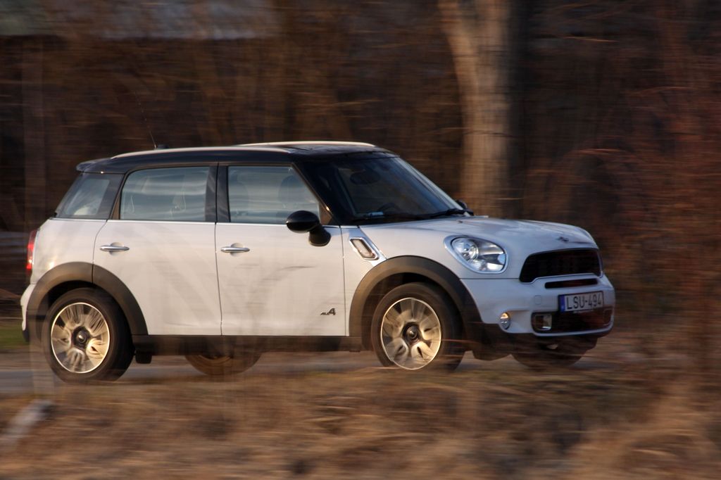 MINI COUNTRYMAN