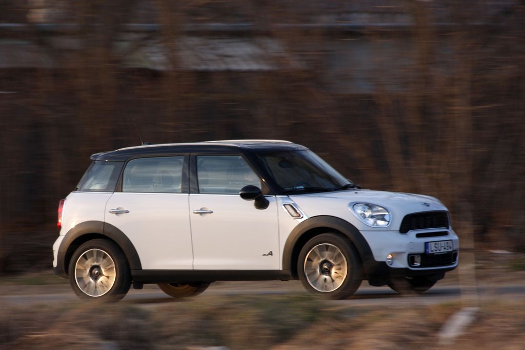 MINI COUNTRYMAN