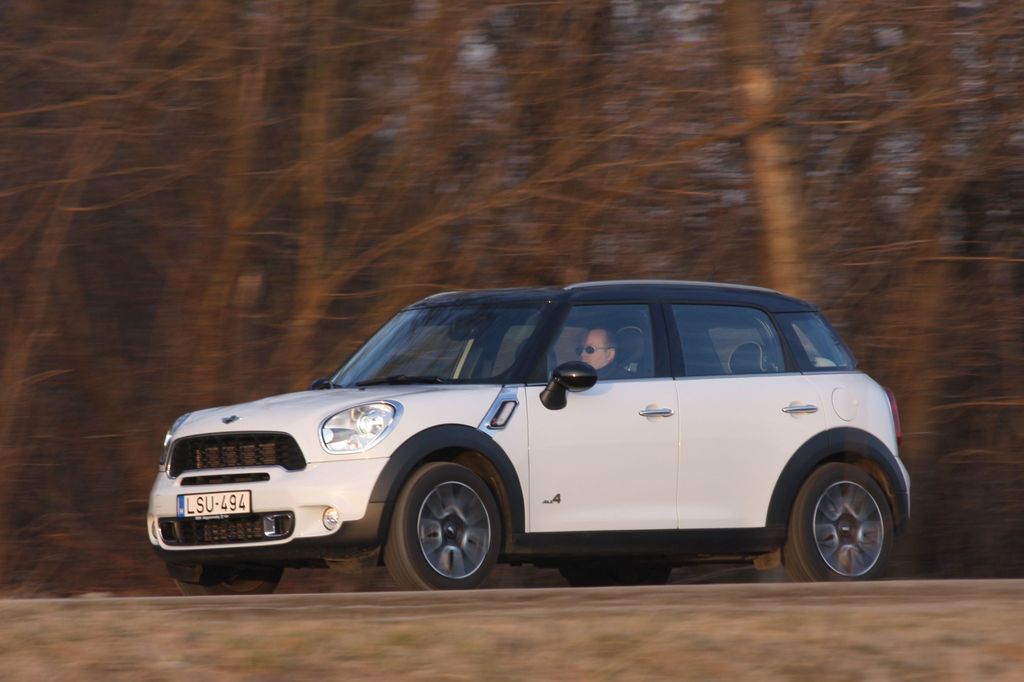 MINI COUNTRYMAN